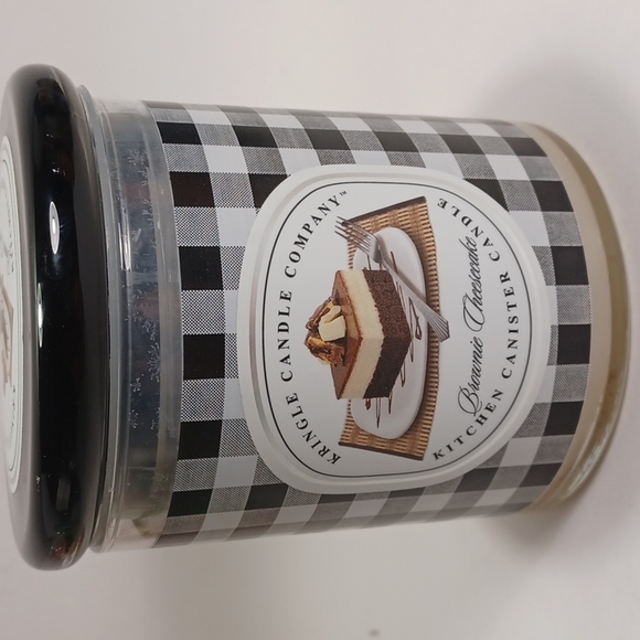Kringle Candle Co, Brownie Cheesecake, Candle - Picture 1 of 5